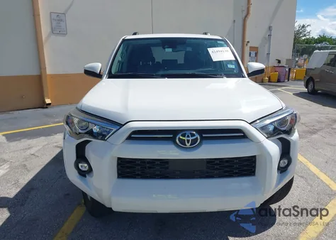 2021 Toyota 4Runner Sr5 из США, поврежденный, VIN JTEMU5JR5M5759425